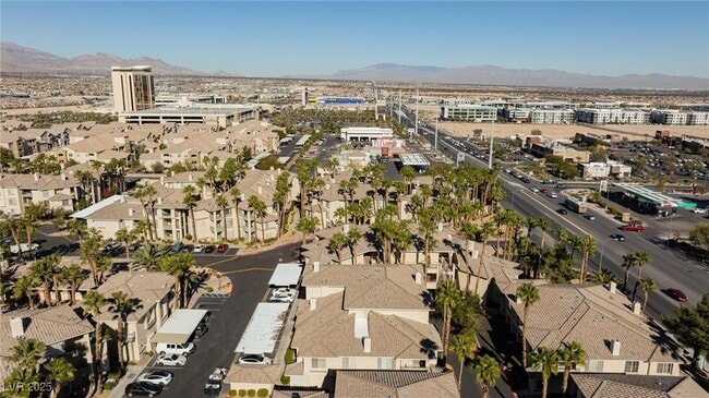 Building Photo - 7185 S Durango Dr