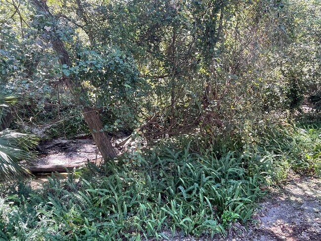 Building Photo - 2001 NW 15 Ave