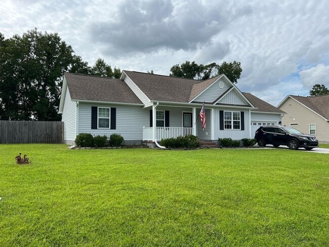 Building Photo - 141 Louie Ln