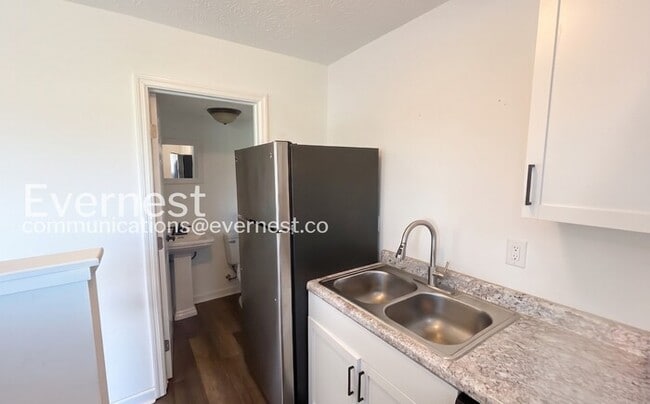 Building Photo - 3674 Arnelle Rd