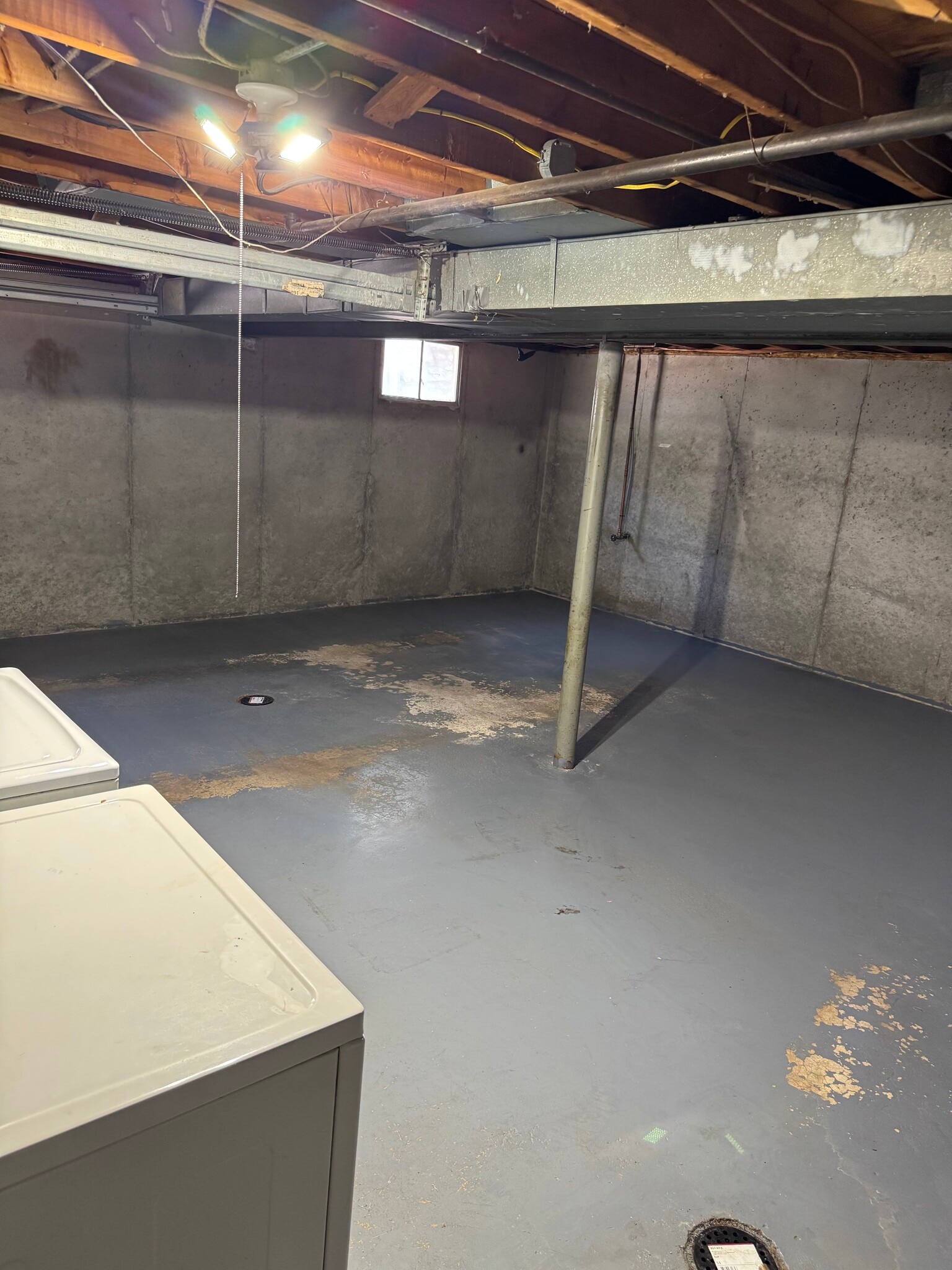 Building Photo - 1204 N 64th St