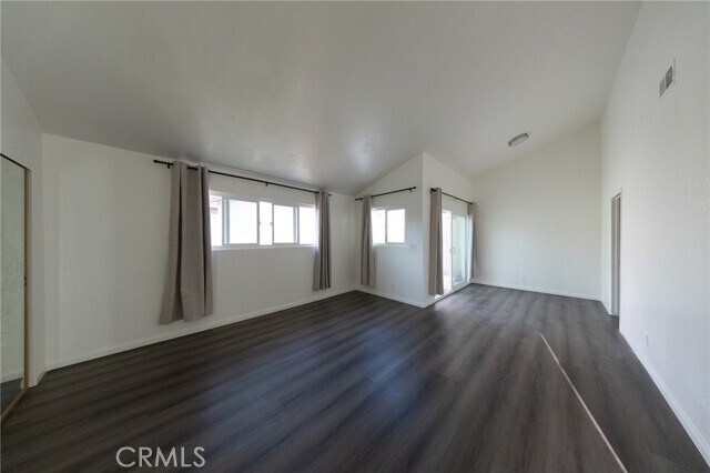 Building Photo - 14004 Cerise Ave