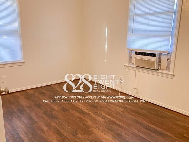 Building Photo - $150 OFF 1st MONTH'S RENT! 2 Bed/1 Bath Single Family Home in MWC