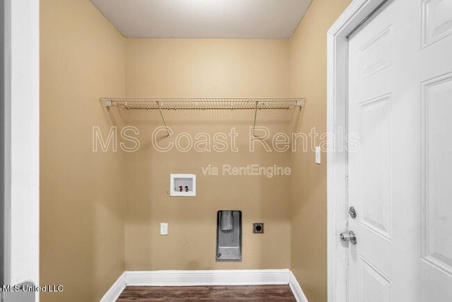 Building Photo - 18020 Canal Landing Dr