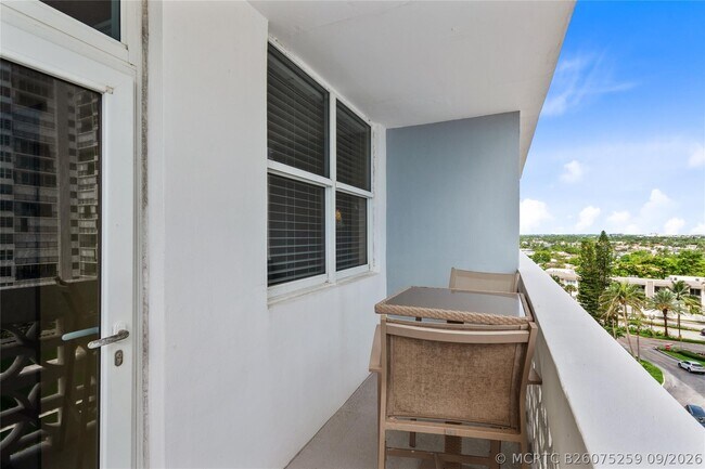 Building Photo - 4250 Galt Ocean Dr