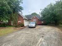 Building Photo - 245 Fairview Cir