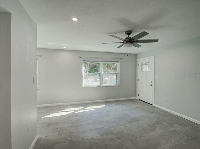 Building Photo - 1007 Sumner Blvd