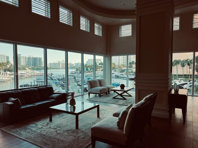 Building Photo - 3370 Hidden Bay Dr