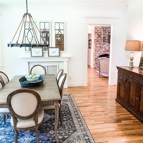 Building Photo - 581 Country Club Rd