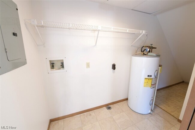 Building Photo - 1328 Richey Rd