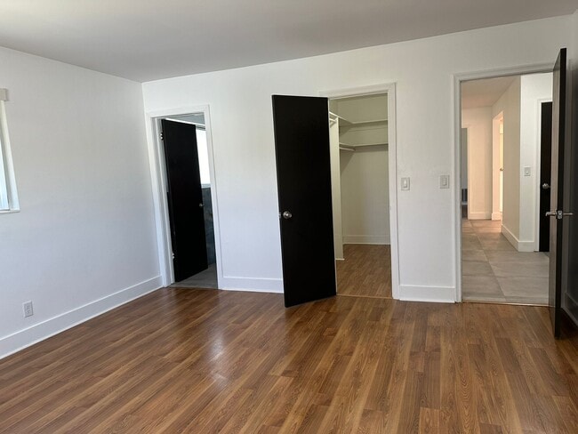 Building Photo - 4407 Arthur St