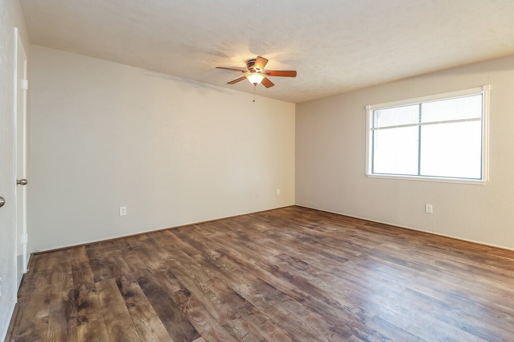 Building Photo - 22730 Hawkwood Dr