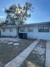 Building Photo - 3622 S Lakewood Dr