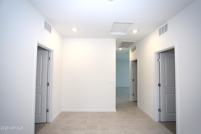 Building Photo - 24218 W Hopi St