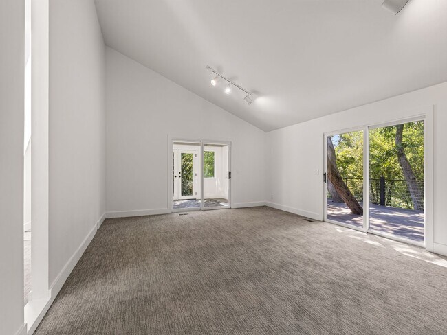 Building Photo - 11107 Gambel Oak Cir