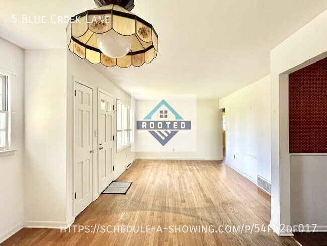 Building Photo - 5 Blue Creek Ln
