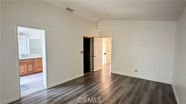 Building Photo - 19178 Bel Air Dr
