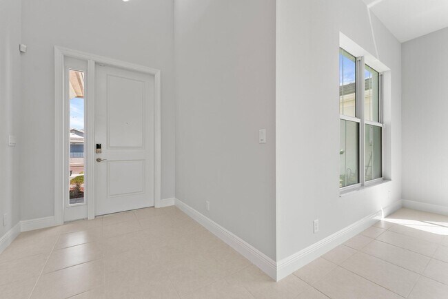 Building Photo - 12542 Nautilus Cir