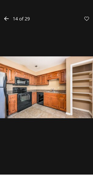 Building Photo - 102 Academy Square