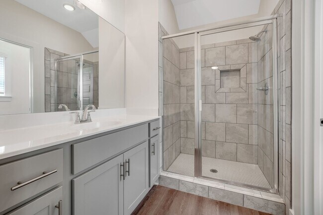 Building Photo - 121 Huntley Dr