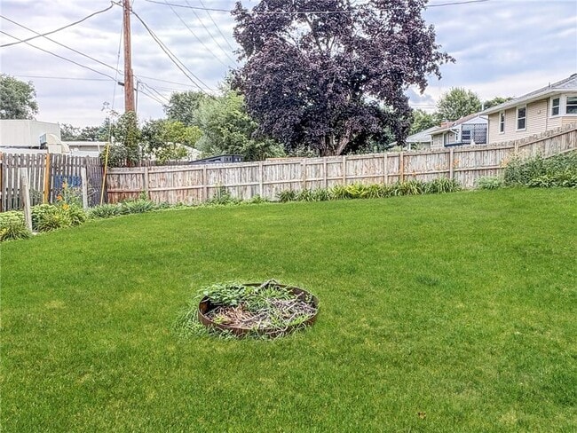 Building Photo - 7110 W 23rd St