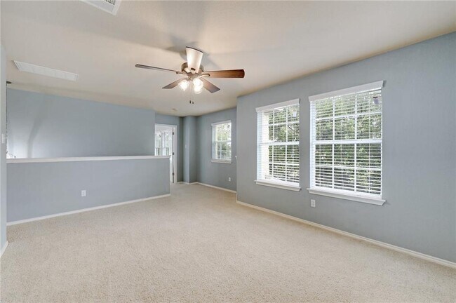 Building Photo - 932 Rusk Rd