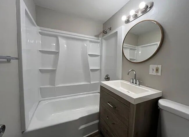 Building Photo - 186 Greene St