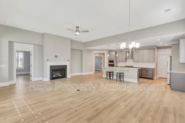 Building Photo - 120 Black Stilt Wy