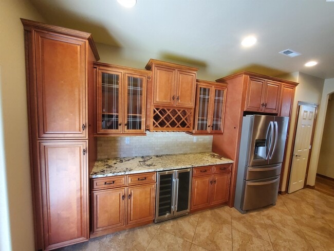 Building Photo - South Kennewick Rambler for rent