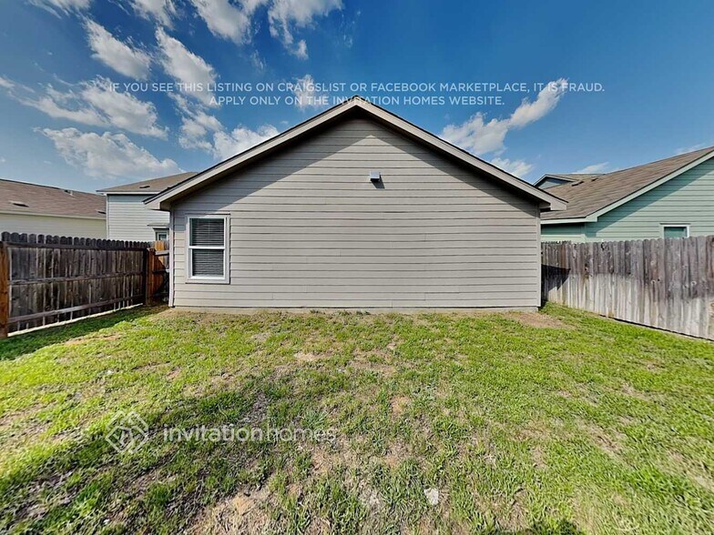 Building Photo - 164 Parish Ln