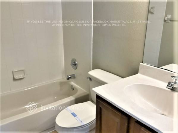 Building Photo - 257 Perfect Dr