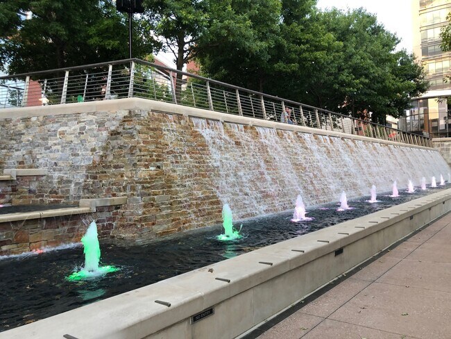 Building Photo - 31 W Greenhill Terrace Pl