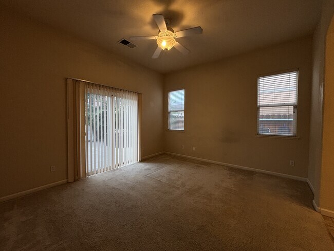 Building Photo - 5513 Goldseive Dr