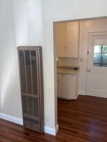 Building Photo - 2137 Williams St