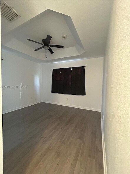 Building Photo - 1720 NE 33rd Ave