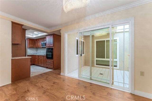 Building Photo - 707 Avenida Majorca