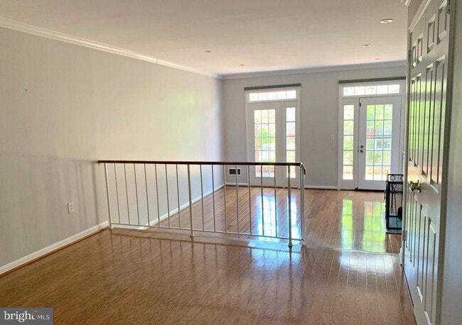 Building Photo - 1040 N Royal St