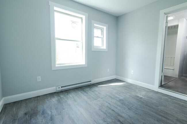 Building Photo - 129 Jackson St