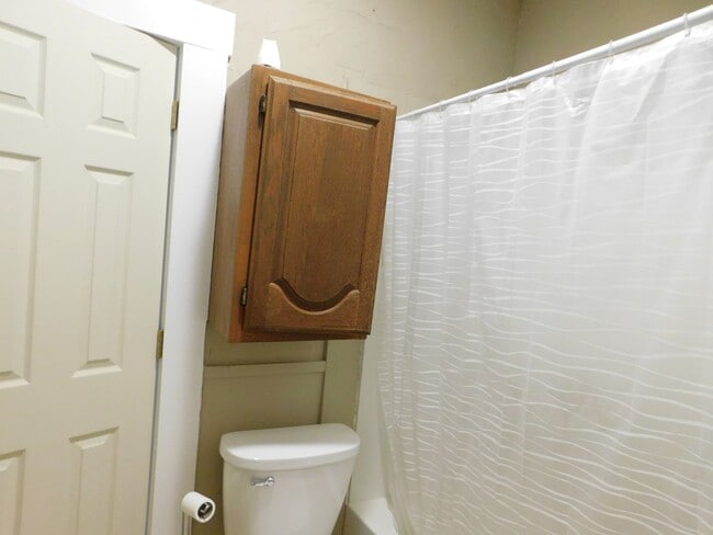 Building Photo - Charming 2 Bedroom/1 Bath Home in El Dorado!