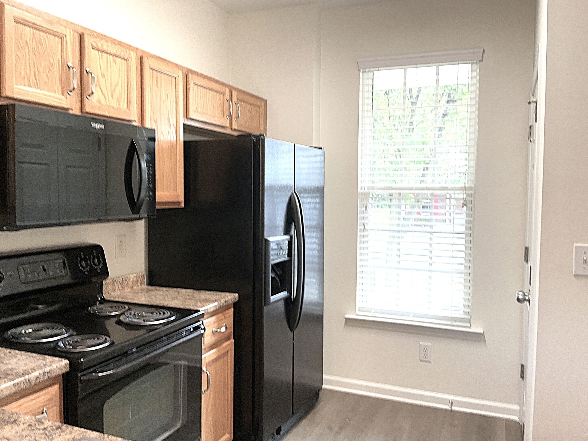 Building Photo - 612 Woodson Dr