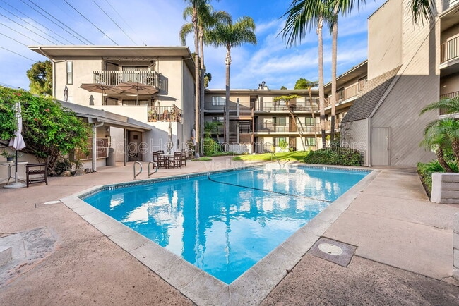 Building Photo - 5750 Friars Rd