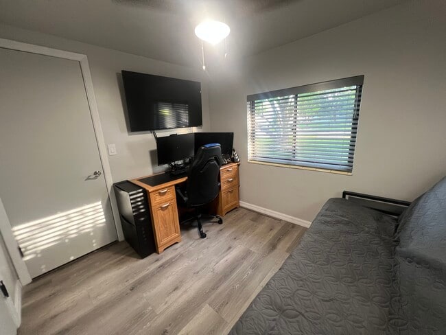 Building Photo - 5210 43rd Terrace N