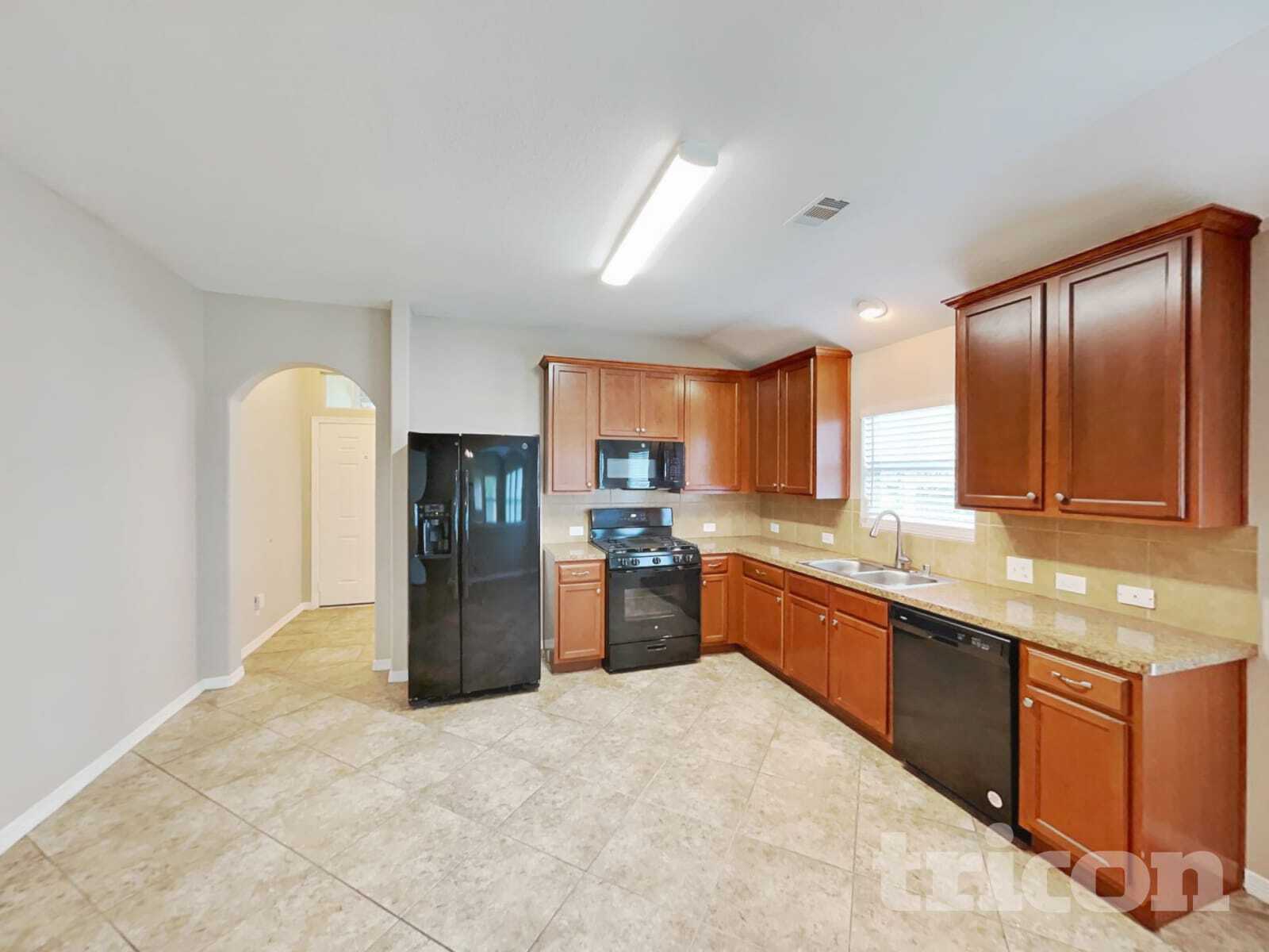 Building Photo - 715 Pequin Rd