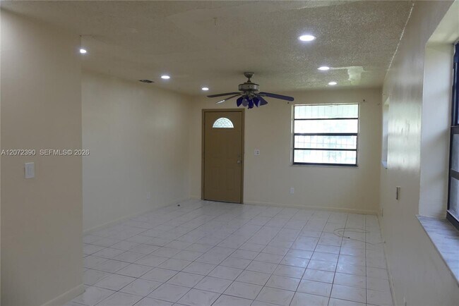 Building Photo - 8130 NW 14th Ct