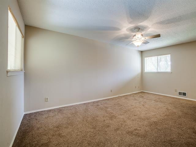 Building Photo - 2627 Forest Grove Dr