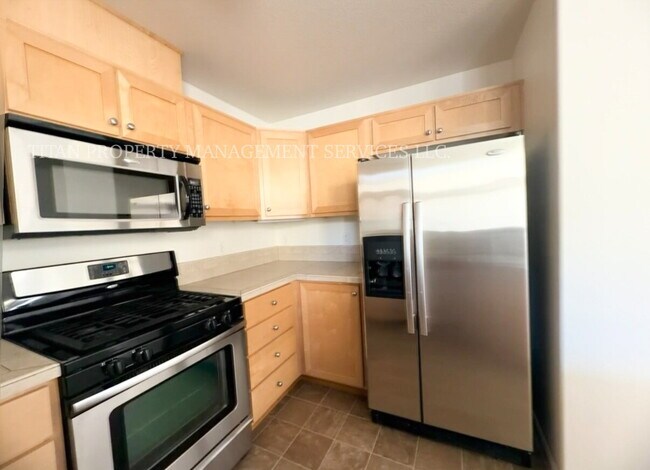 Building Photo - Charming 2-Bed, 2-Bath Townhouse in Tigard - Perfect Blend of Comfort and Convenience!