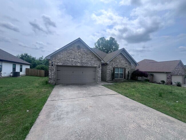 Building Photo - 516 Crepe Myrtle Loop