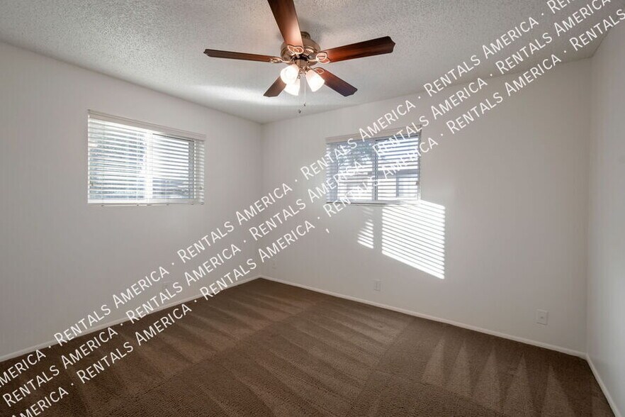 Building Photo - 626 N 62nd St