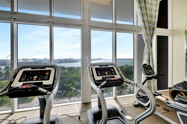 Building Photo - 50 Biscayne Blvd