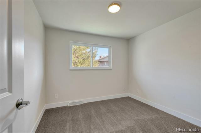 Building Photo - 8834 E Radcliff Ave